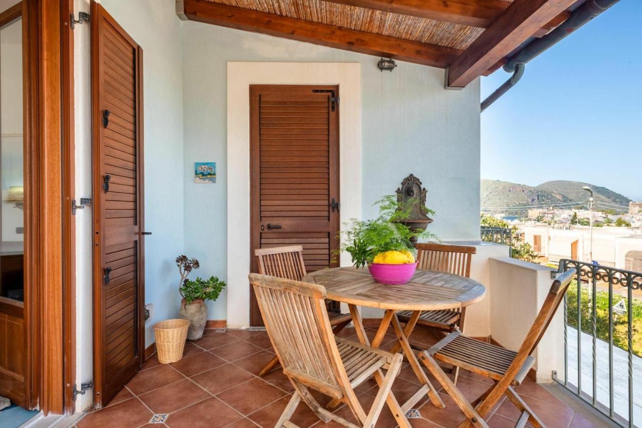 Casa Vacanza Artemis Липари Экстерьер фото