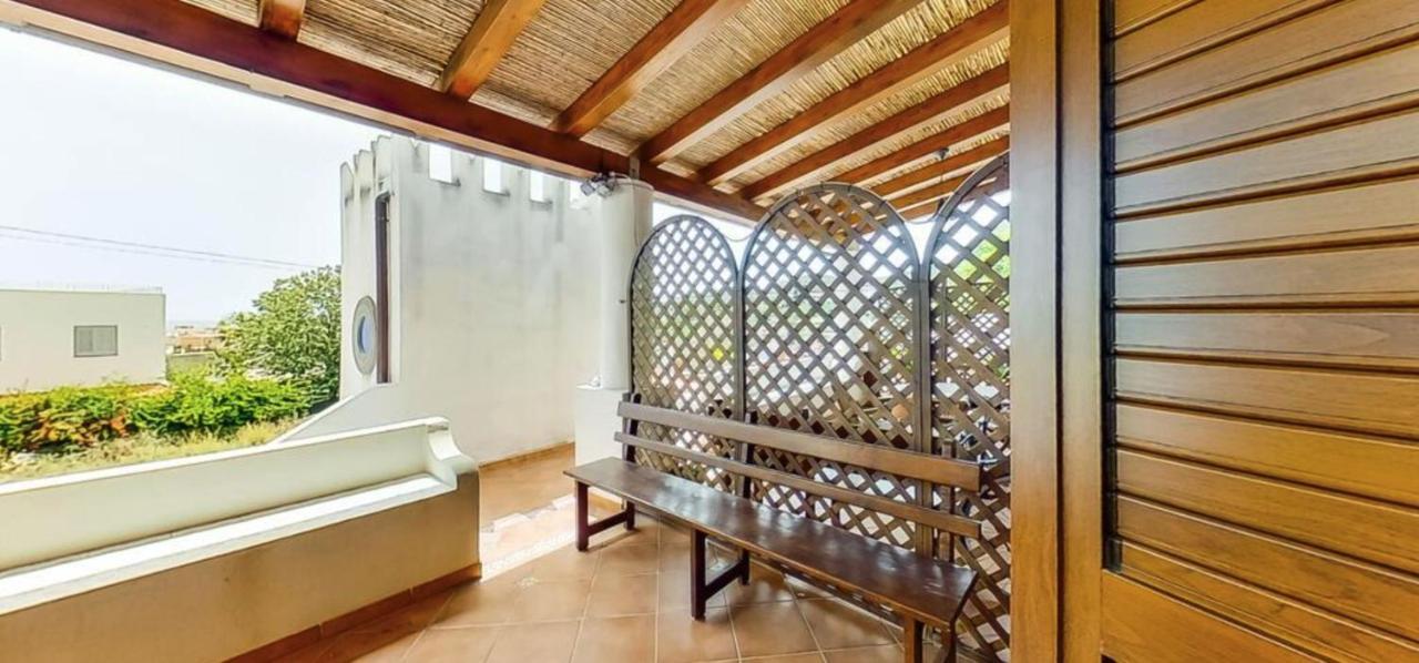 Casa Vacanza Artemis Липари Экстерьер фото